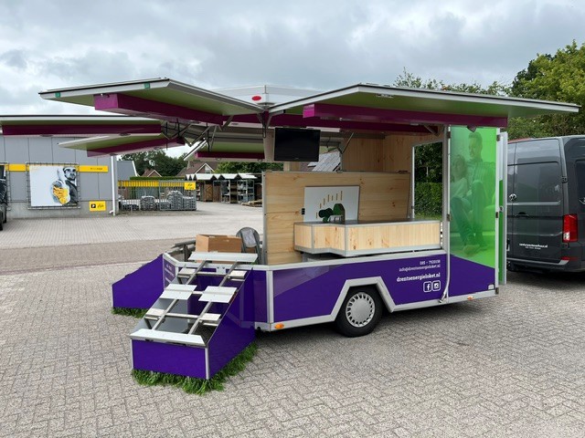 IN ONZE SHOWROOM(974)